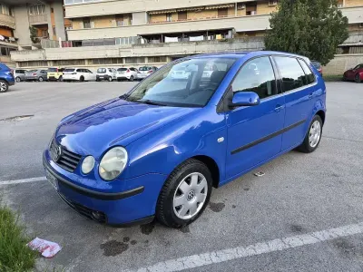 Używany VW Polo Comfortline 75 KM (55 kW) 2002 Sedan/Limuzyna