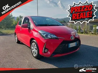 Usata Toyota Yaris Hybrid Business Edition 101 CV (74 kW) 2020 Rosso Berlina