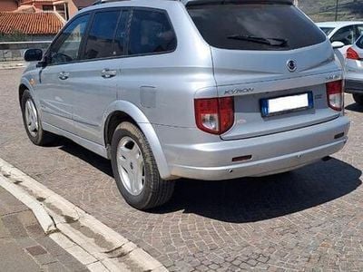 Usata SsangYong Kyron 141 CV (103 kW) 2006 Grigio SUV
