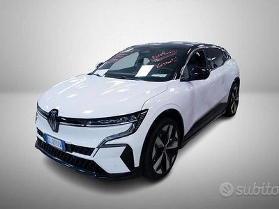 Usata Renault Megane E-Tech Equilibre 159 kW (217 CV) 2022 Berlina