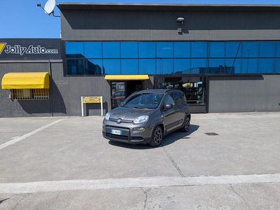 Begagnad Fiat Panda City Life 70 HK (51 kW) 2021 Grå Halvkombi