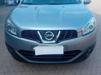 Usata Nissan Qashqai Tekna 117 CV (86 kW) 2012 Grigio SUV
