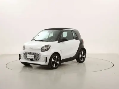 Usata Smart ForTwo Coupé Passion 41 kW (56 CV) 2021 Bianco Utilitaria