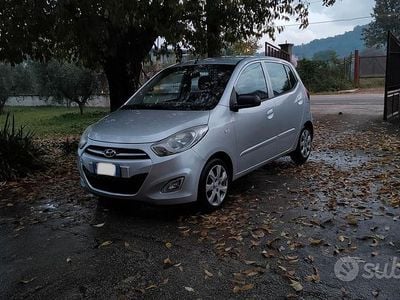 Usata Hyundai i10 Classic 69 CV (50 kW) 2011 Argento Utilitaria