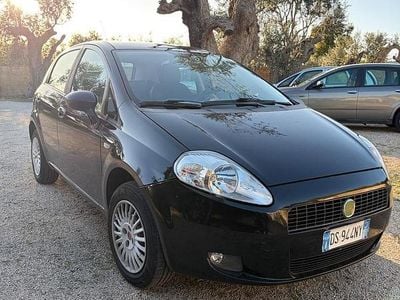 Usata Fiat Punto Easy 77 CV (56 kW) 2012 Nero Utilitaria