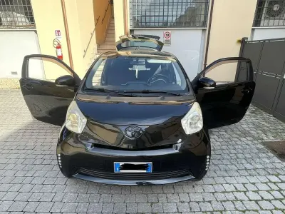 Usata Toyota iQ