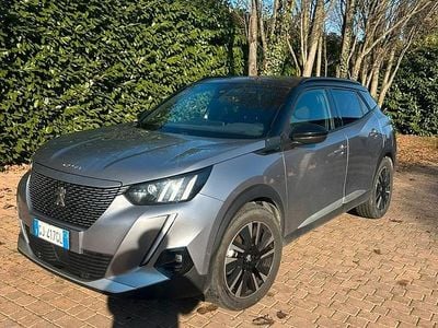 Usata Peugeot e-2008 GT-line 100 kW (136 CV) 2022 Grigio SUV