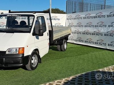 Usata Ford Transit 80 CV (58 kW) 1994 Bianco Berlina