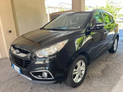 Gebraucht Hyundai ix35 Comfort 136 PS (100 kW) 2010 Schwarz SUV