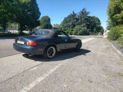 Usata Mazda MX5 140 CV (102 kW) 1998 Cabrio
