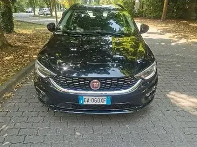 Usata Fiat Tipo 120 CV (88 kW) 2020 Nero Station wagon
