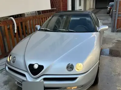 Usata Alfa Romeo Spider 150 CV (110 kW) 1995 Grigio Cabrio