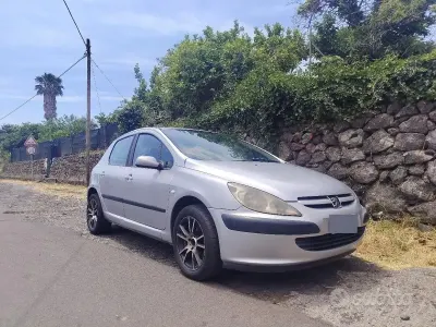 Usata Peugeot 307 110 CV (80 kW) 2005 Grigio Berlina