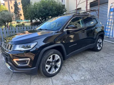 Usata Jeep Compass Limited 140 CV (102 kW) 2019 Nero SUV