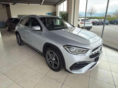 Usata Mercedes GLA200 Premium 150 CV (110 kW) 2021 Argento SUV