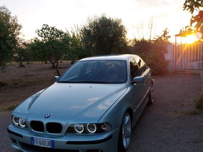 BMW 523