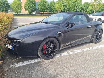 Usata Alfa Romeo Spider 185 CV (136 kW) 2008 Nero Cabrio