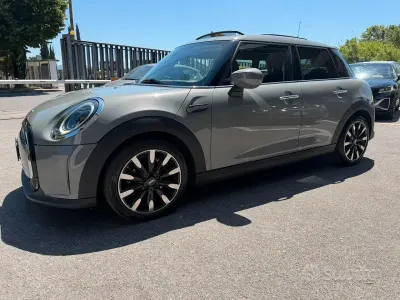 Usata Mini ONE Classic 102 CV (75 kW) 2022 Grigio Utilitaria