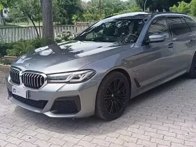 Usata BMW 530 M Sport 184 CV (135 kW) 2021 Grigio Station wagon