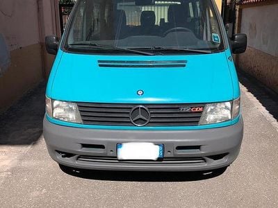 Blu Usata 2002 Mercedes Vito Furgone | 5500 €