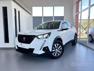 Begagnad Peugeot 2008 Active 110 HK (80 kW) 2021 Vit SUV