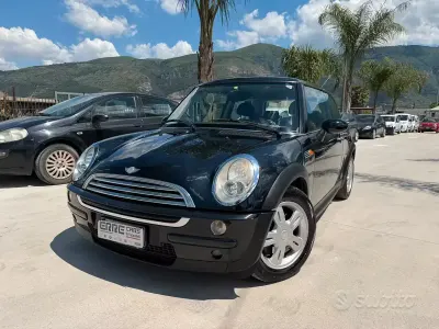 Usata Mini One D 88 CV (64 kW) 2006 Blu Utilitaria
