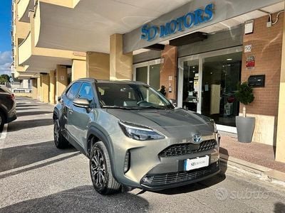 Usata Toyota Yaris Cross Trend 116 CV (85 kW) 2024 Grigio SUV