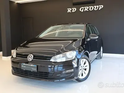 Begagnad VW Golf VII Comfortline 105 HK (77 kW) 2014 Svart Sedan