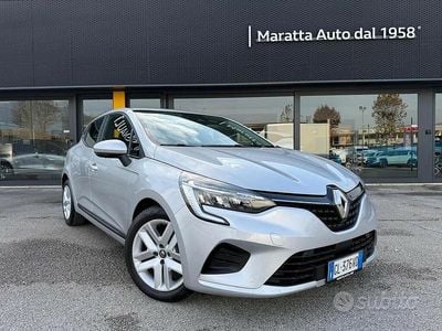 Usata Renault Clio V Zen 100 CV (73 kW) 2022 Grigio Berlina