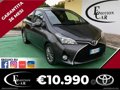 Usata Toyota Yaris Lounge 90 CV (66 kW) 2016 Berlina