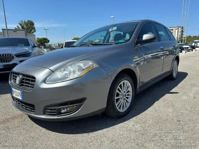 Usata Fiat Croma Active 120 CV (88 kW) 2008 Gray Station wagon