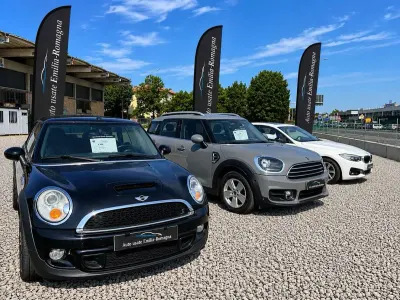 Usata Mini Cooper S Cabriolet 184 CV (135 kW) 2011 Nero Cabrio