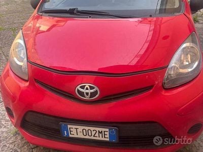 Usata Toyota Aygo 2013 Rosso Utilitaria