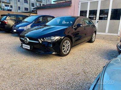 Usata Mercedes CLA180 Shooting Brake 136 CV (100 kW) 2022 Nero Station wagon