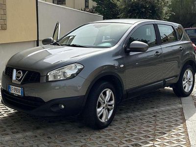 Usata Nissan Qashqai Acenta 110 CV (80 kW) 2011 Argento SUV