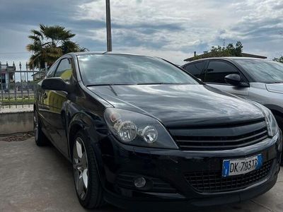 usata Opel Astra GTC astra h90cv