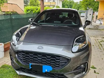 Usata Ford Puma 125 CV (91 kW) 2023 Grigio SUV