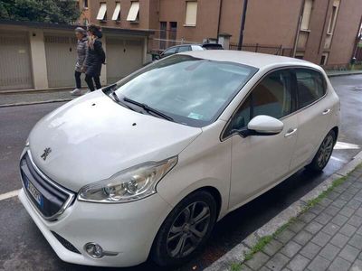 usata Peugeot 208 5p 1.6 e-hdi 8v Allure s&s 115cv