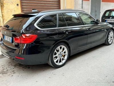 Begagnad BMW 330 Luxury Line 258 HK (189 kW) 2014 Svart Kombi