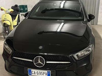 Usata Mercedes A180 Premium 116 CV (85 kW) 2019 Nero Berlina