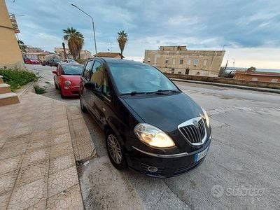 Usata Lancia Musa 2010 Nero Monovolume