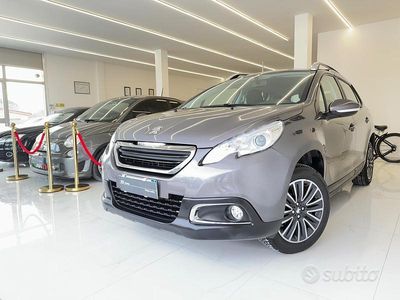 Usata Peugeot 2008 Active 82 CV (60 kW) 2014 Grigio SUV