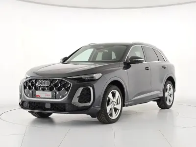 Nuova Audi Q5 S-Line 204 CV (150 kW) 2025 Grigio SUV