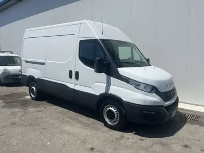 Usata Iveco Daily 116 CV (85 kW) 2020 Bianco Furgone