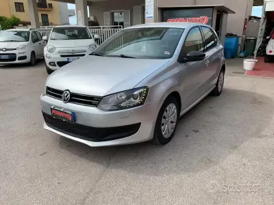 Usata VW Polo Comfortline 75 CV (55 kW) 2011 Grigio Utilitaria