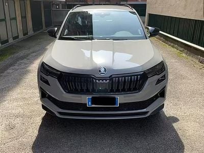 Usata Skoda Karoq SportLine 116 CV (85 kW) 2024 Grigio SUV