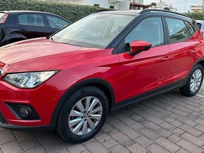 Usata Seat Arona Style 90 CV (66 kW) 2021 Rosso SUV