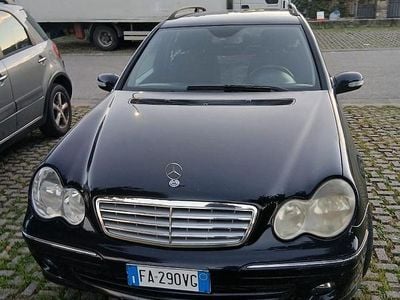 Usata Mercedes 220 224 CV (164 kW) 2004 Nero Berlina