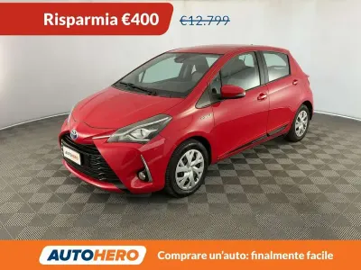 Usata Toyota Yaris Active 101 CV (74 kW) 2018 Rosso Utilitaria