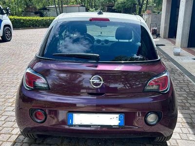 Usata Opel Adam Glam 70 CV (51 kW) 2016 Utilitaria
